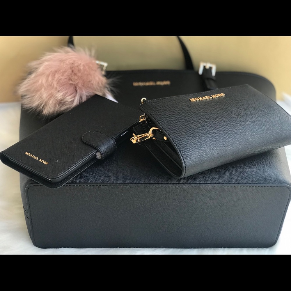 🌷MICHAEL KORS Black Carryall Jet Set Tote Set🌷 - Picture 3 of 8